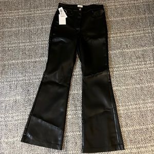 Aritzia Wilfred Melina Flare size 6 NWT